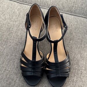 Naturalizer Women's Black Strappy Heels